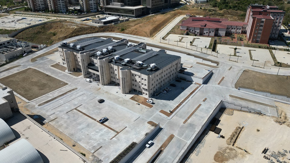 Diş Hekimliği Uygulama ve Araştırma Hastanesinde de sona yaklaşıldı.