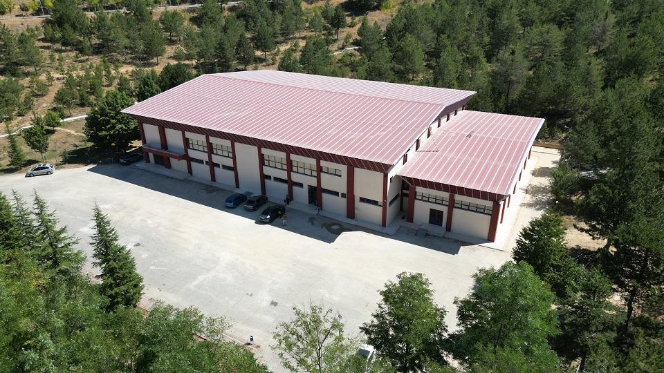 Levent Semizer Kapalı Spor Salonu Deprem Güçlendirme İşi tamamlanarak kabulü yapıldı.