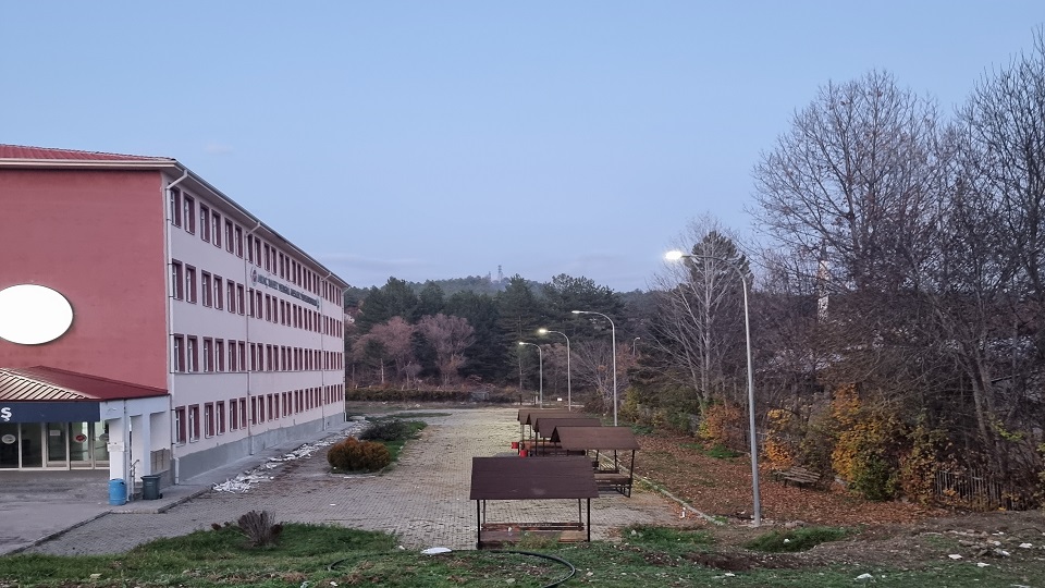 Araç Rafet Vergili Meslek Yüksekokulu elektrik altyapısı yenileme çalışmaları tamamlandı