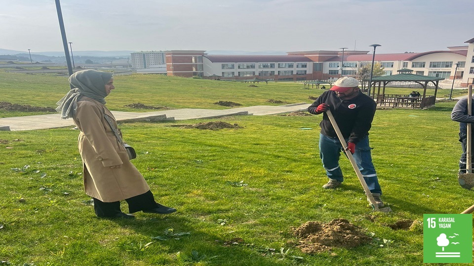Üniversitemiz sürdürülebilirlik ve çevre dostu uygulamalar konusundaki çalışmalarına hız kesmeden devam ediyor
