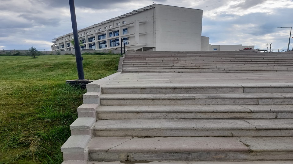 Kuzeykent Kampüsünde Bordür ve Parke Tadilat Çalışmaları Gerçekleştirildi